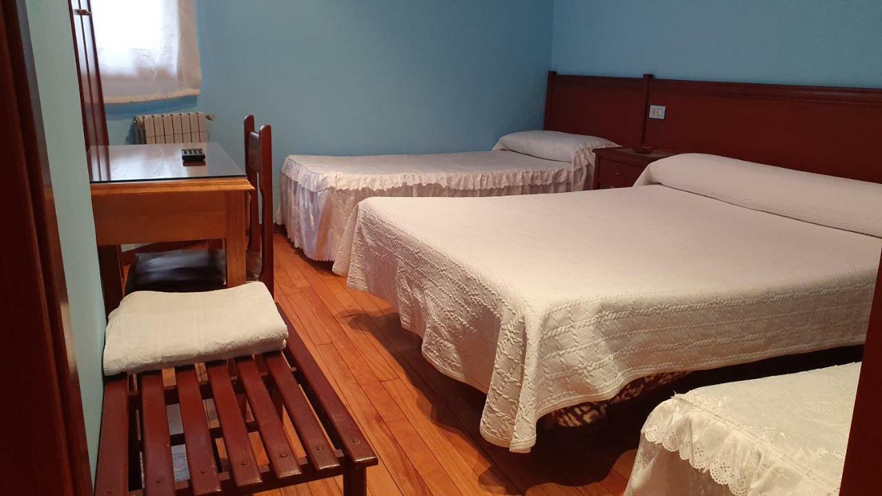 Pension Residencia Buenos Aires Vigo Exterior photo